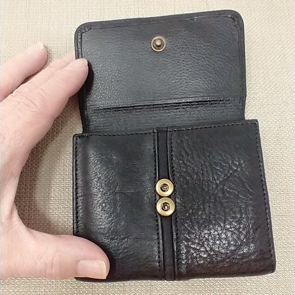 SONOMA BLACK LEATHER COMPACT WALLET - Picture 8 of 13